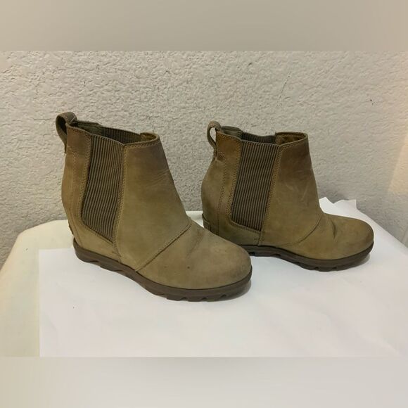 Sorel Women's Joan of Arctic II Wedge Chelsea Bootie Ankle Boot Elk Sz 8 - Picture 1 of 6